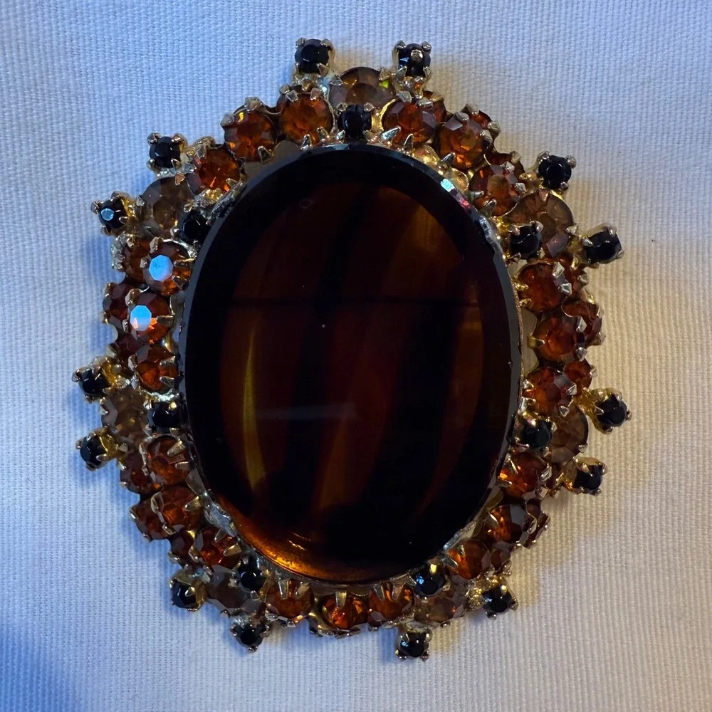Vintage Juliana Tortoise Shell Colored Glass Rhinestone‎ Brooch Pendant